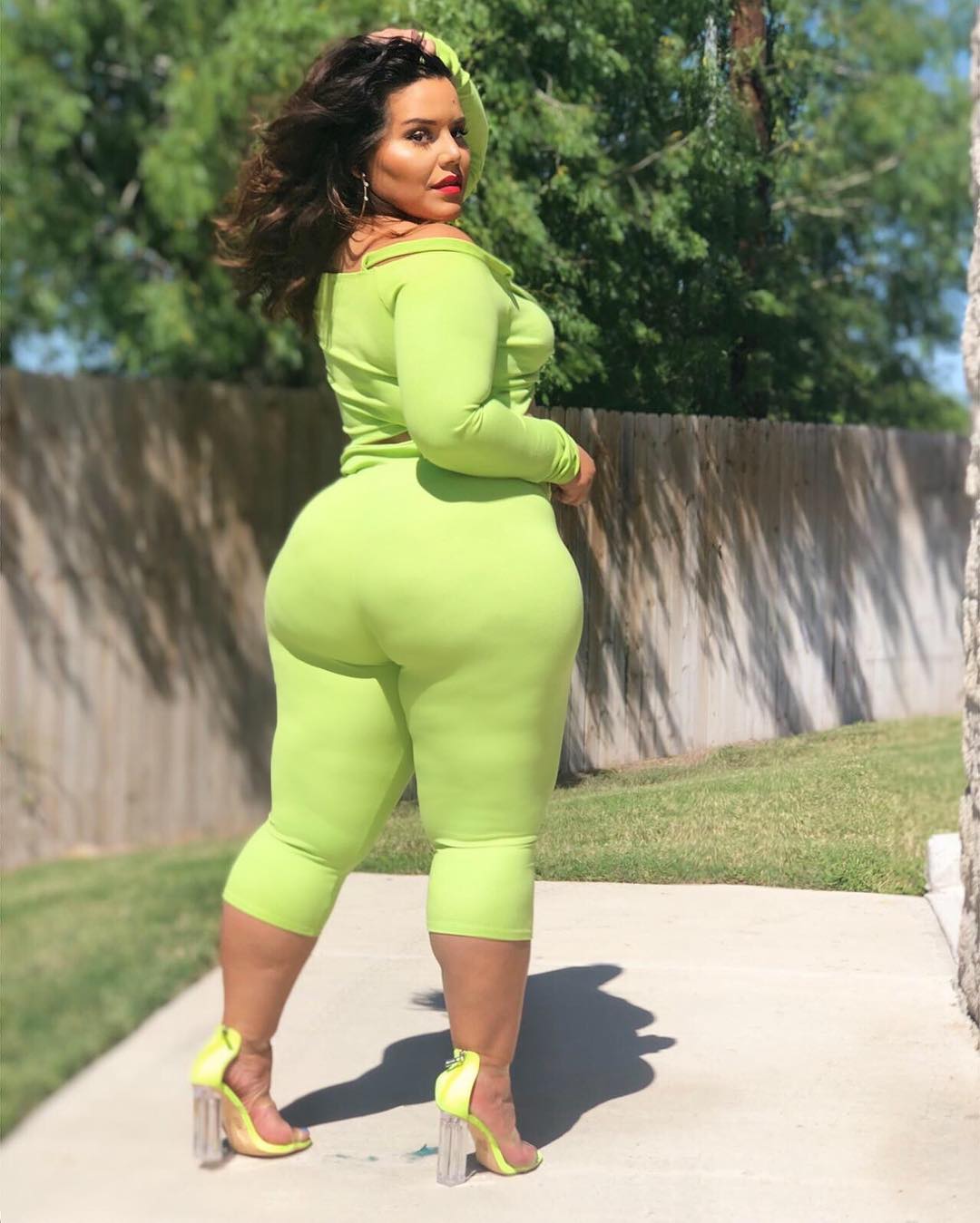 Keisy Nayobi: Photo.