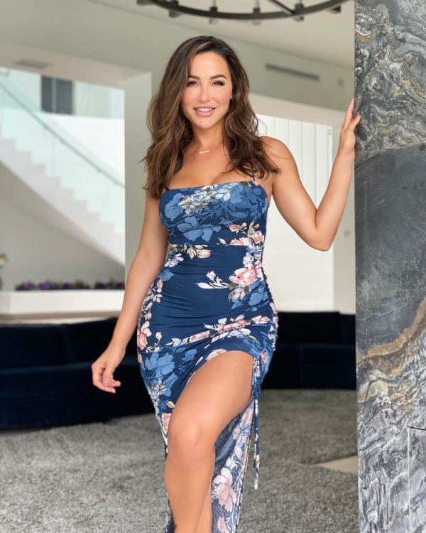 ana cheri instagram fantasy floral anacheri fashionwomentop cherí height weight age bra eyes hair fashionnova bio dresses